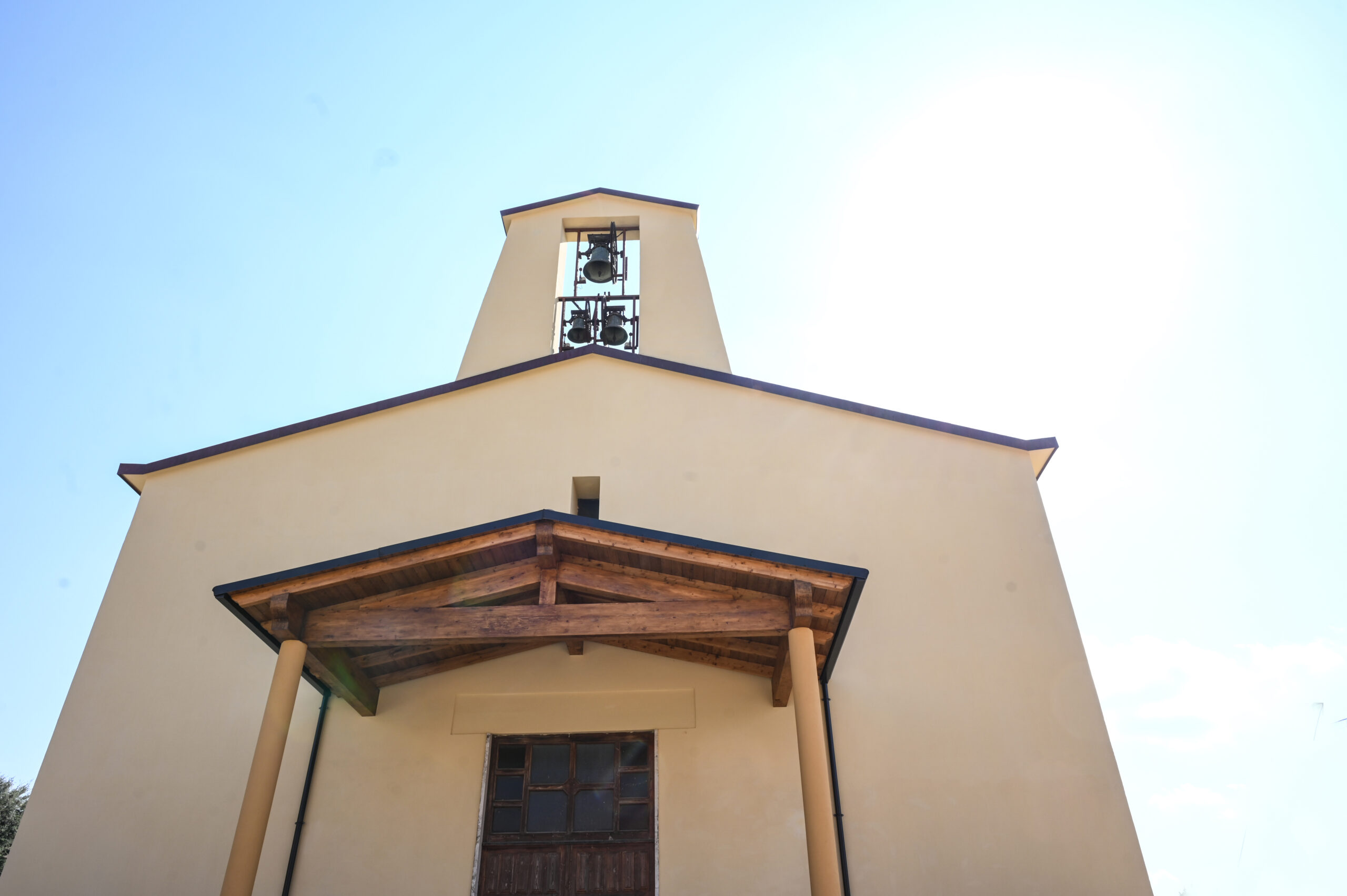 La nuova facciata della chiesa